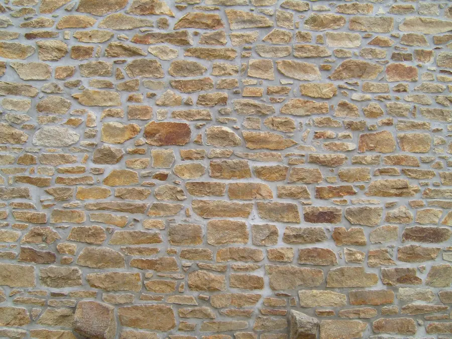 Detalle de un muro de piedra antiguo